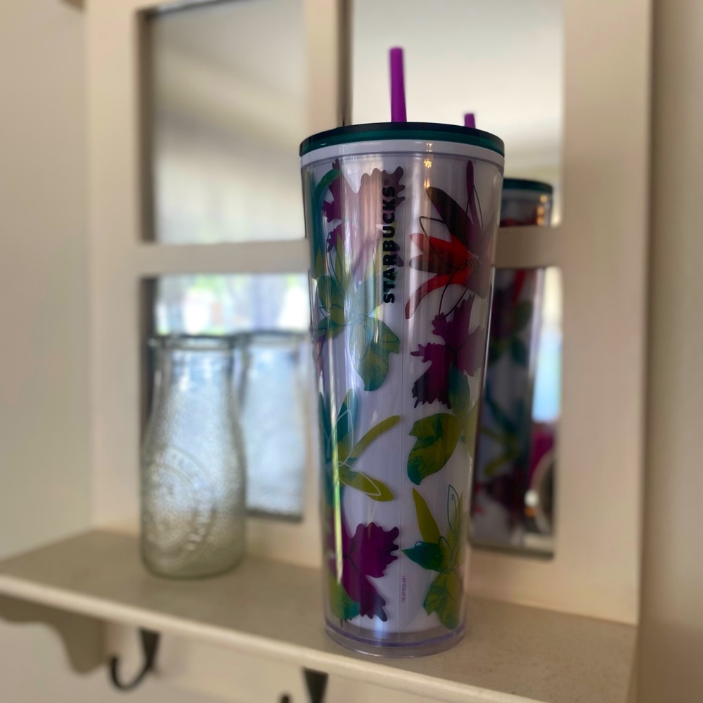 2021 Starbucks 24oz Vente Flower Tumbler NEW